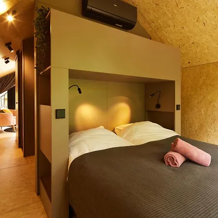 Hébergement de vacances Kampinastaete Diamond Met Hottub Oisterwijk